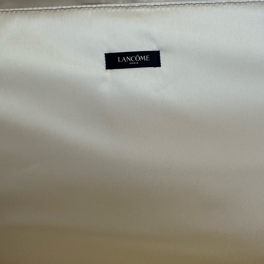 2/$20 • Lancôme Gold Train Case Make-Up Bag - Picture 6 of 6